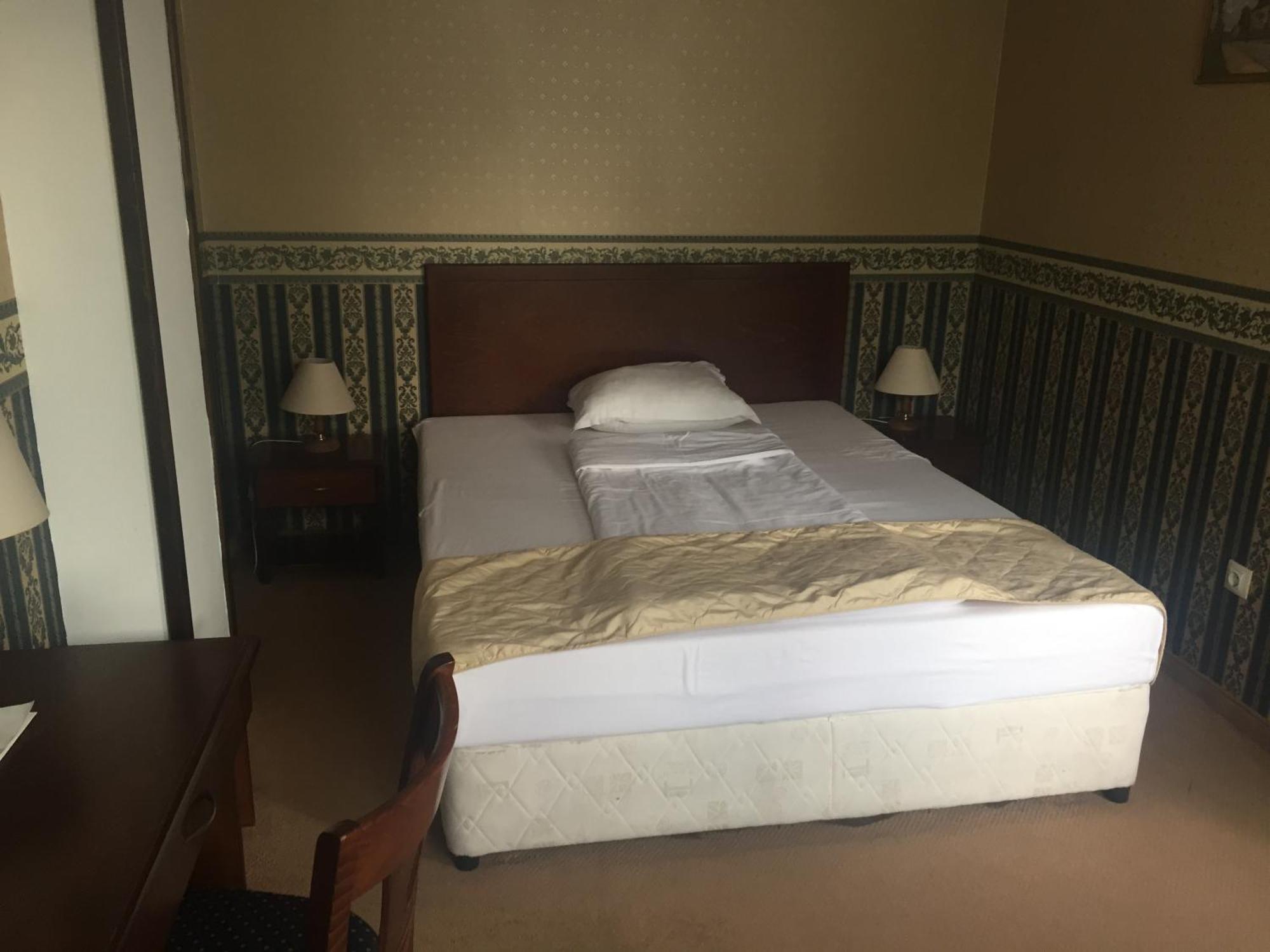 Chateau Montagne Hotel Troyan Trojan Kültér fotó